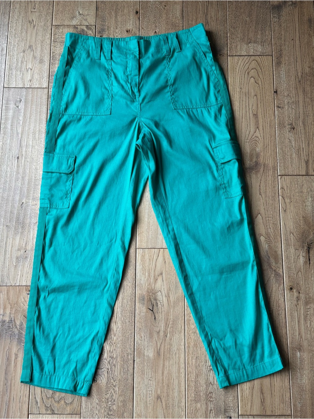 NEW Chico’s Casual Cargo Crop in Congo Green size 1 US M 8